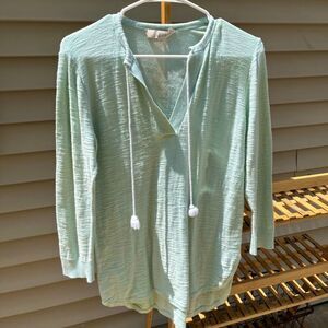 LOFT || Woman’s Medium Mint colored Pullover tassel top lightweight
